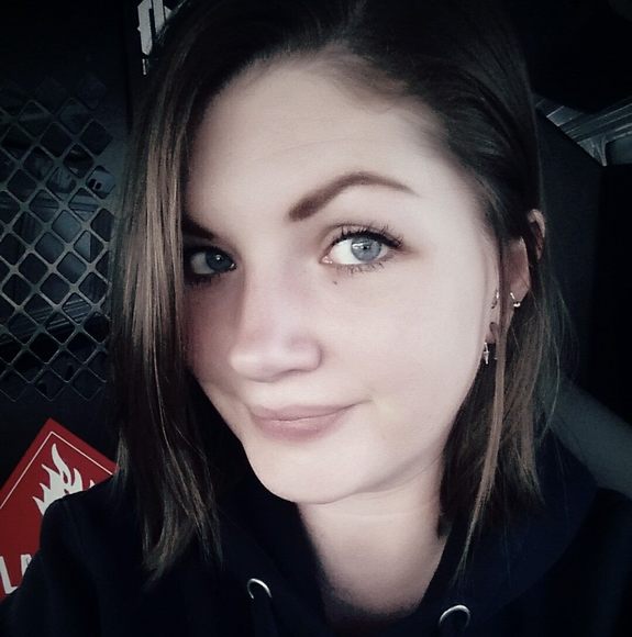 Meet your Posher, Anna - Picture 1 of 1